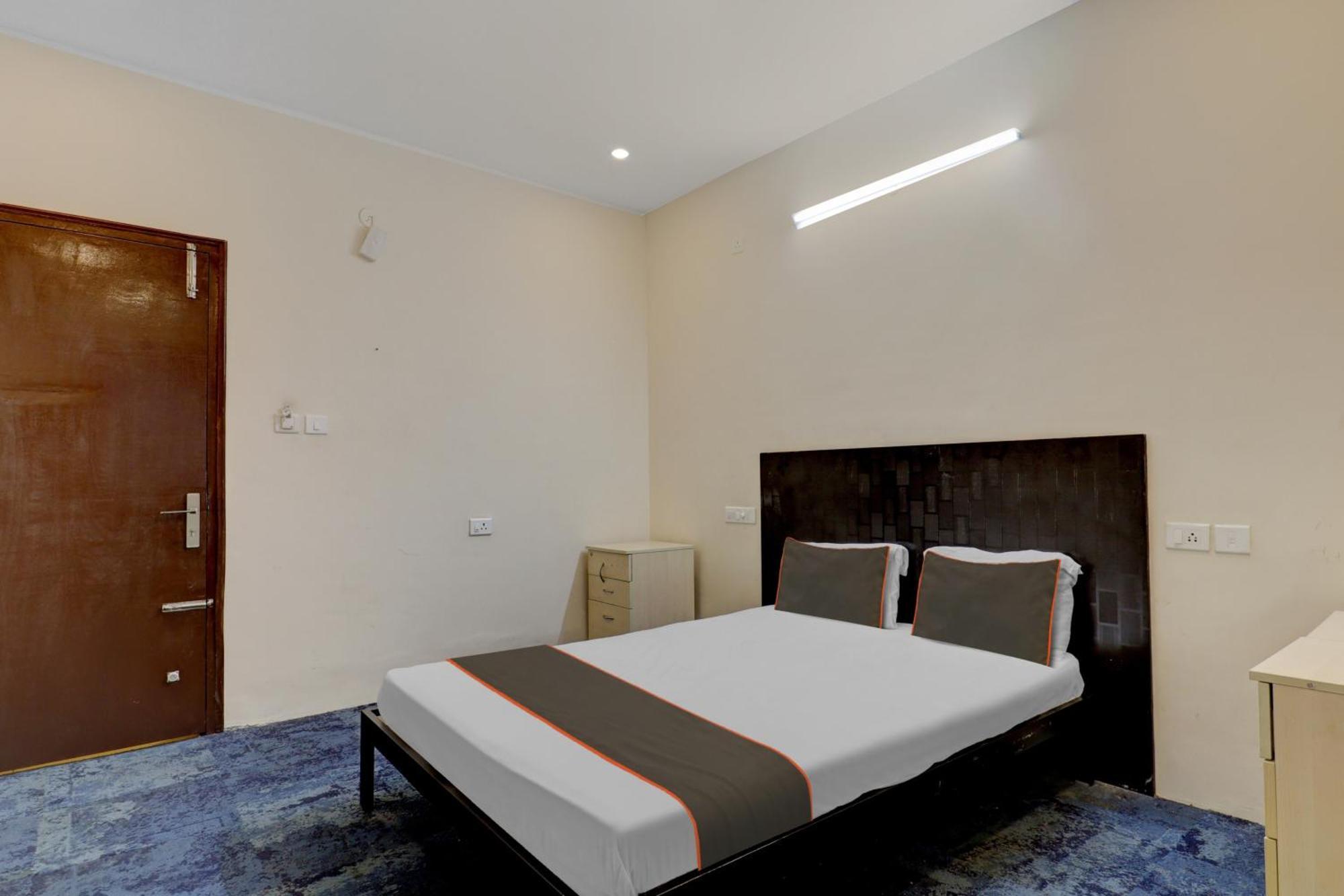 Hotel O Crescent Shine Bangalore Exteriör bild