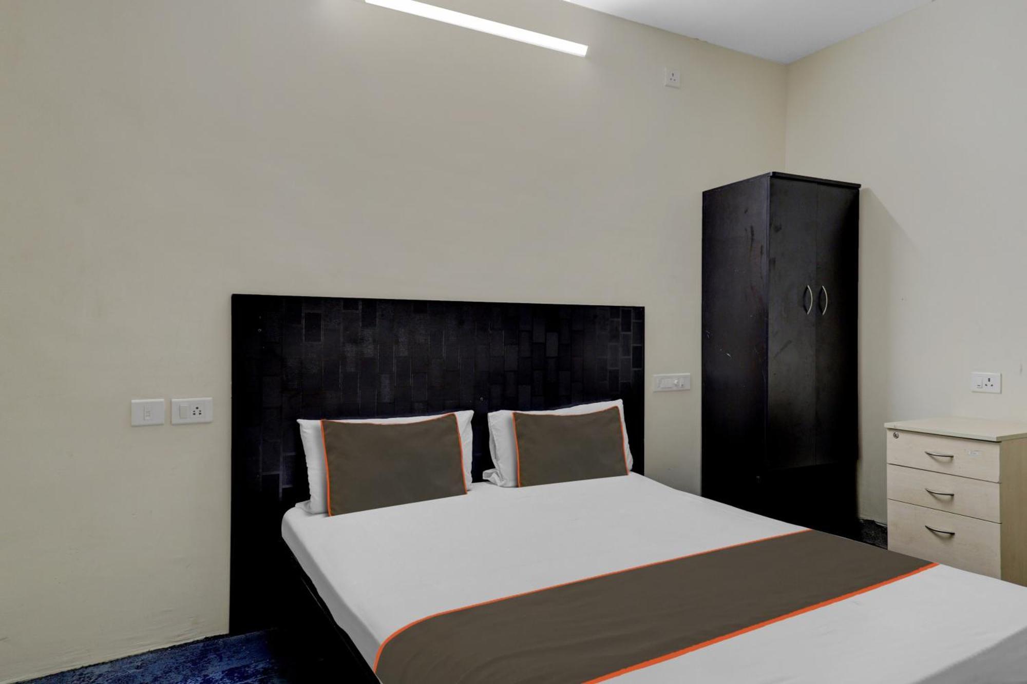 Hotel O Crescent Shine Bangalore Exteriör bild